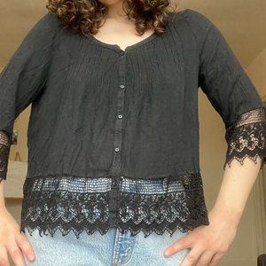 American Eagle Peasant Top with Crocheted Edging